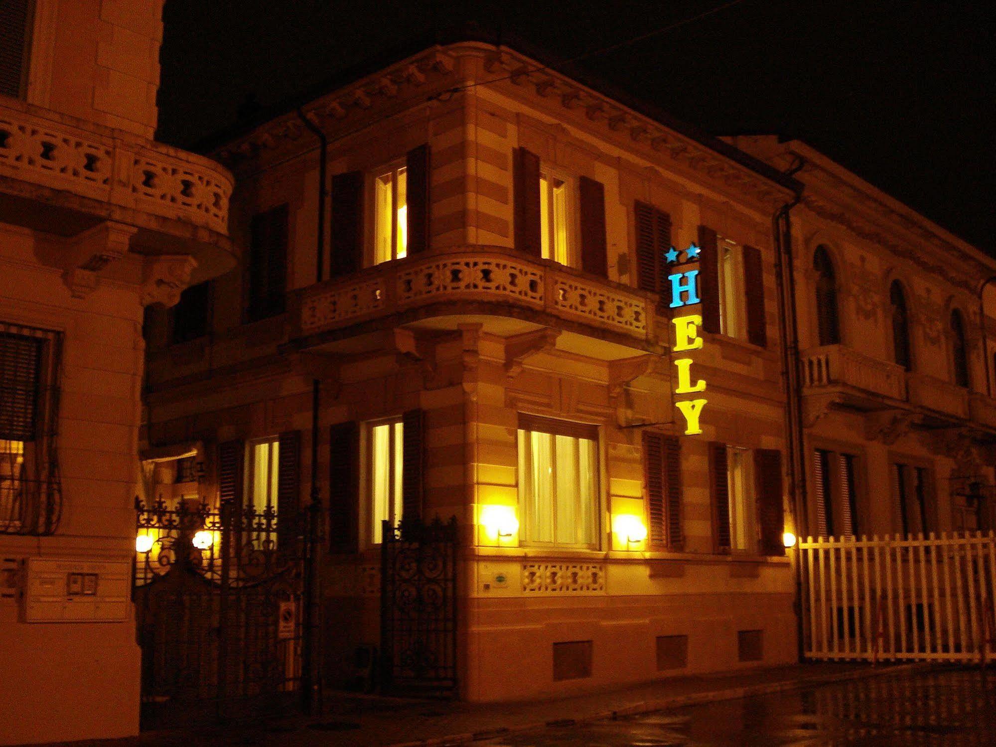 Hotel Ely Viareggio Exteriör bild